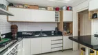 Foto 5 de Apartamento com 3 Quartos à venda, 117m² em Passo da Areia, Porto Alegre