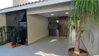 Foto 2 de Casa com 3 Quartos à venda, 190m² em Zona V, Umuarama
