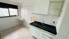 Foto 8 de Apartamento com 3 Quartos para alugar, 81m² em Santo Amaro, Recife
