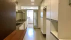 Foto 14 de Apartamento com 3 Quartos à venda, 185m² em Itaim Bibi, São Paulo