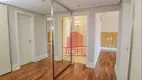 Foto 10 de Apartamento com 4 Quartos à venda, 223m² em Itaim Bibi, São Paulo