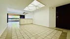 Foto 2 de Apartamento com 3 Quartos à venda, 180m² em Ponta Verde, Maceió