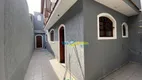 Foto 3 de Sobrado com 3 Quartos à venda, 183m² em Jardim Itapoan, Santo André