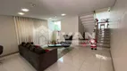 Foto 2 de Sobrado com 4 Quartos para alugar, 297m² em Santa Mônica, Uberlândia