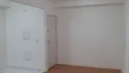 Foto 12 de Apartamento com 2 Quartos para alugar, 60m² em Jardim Tupanci, Barueri