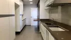 Foto 16 de Apartamento com 3 Quartos à venda, 185m² em Itaim Bibi, São Paulo