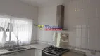 Foto 3 de Sobrado com 4 Quartos para alugar, 490m² em Residencial Morada dos Lagos, Barueri