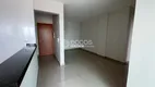 Foto 5 de Apartamento com 3 Quartos à venda, 80m² em Tubalina, Uberlândia