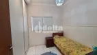 Foto 8 de Casa com 3 Quartos à venda, 170m² em Jardim Holanda, Uberlândia