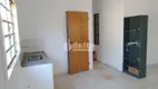 Foto 2 de Casa com 6 Quartos à venda, 247m² em Presidente Roosevelt, Uberlândia