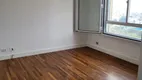 Foto 7 de Apartamento com 3 Quartos para alugar, 134m² em Jardim Olympia, São Paulo