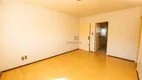 Foto 2 de Apartamento com 3 Quartos para alugar, 135m² em Centro, Pelotas