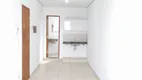 Foto 3 de Kitnet com 1 Quarto para alugar, 25m² em João Pinheiro, Belo Horizonte