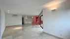 Foto 4 de Apartamento com 2 Quartos à venda, 205m² em Moema, São Paulo