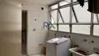 Foto 11 de Apartamento com 4 Quartos à venda, 220m² em Higienópolis, São Paulo