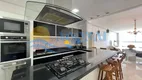 Foto 14 de Apartamento com 4 Quartos à venda, 220m² em Pitangueiras, Guarujá