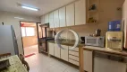 Foto 8 de Apartamento com 3 Quartos à venda, 130m² em Enseada, Guarujá