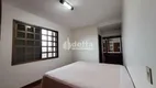 Foto 18 de Casa com 4 Quartos para alugar, 650m² em Brasil, Uberlândia