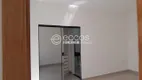 Foto 13 de Casa com 3 Quartos à venda, 140m² em Dona Zulmira, Uberlândia