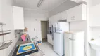 Foto 18 de Apartamento com 4 Quartos à venda, 170m² em Praia das Pitangueiras, Guarujá