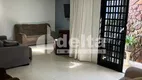 Foto 5 de Casa com 4 Quartos à venda, 324m² em Cidade Jardim, Uberlândia