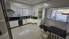 Foto 6 de Casa com 3 Quartos para alugar, 350m² em Lidice, Uberlândia