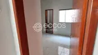 Foto 12 de Casa com 2 Quartos à venda, 92m² em Jardim Brasília, Uberlândia