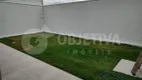 Foto 2 de Casa com 4 Quartos à venda, 210m² em Cidade Jardim, Uberlândia