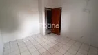 Foto 14 de Apartamento com 3 Quartos para alugar, 240m² em Granada, Uberlândia