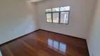 Foto 2 de Casa com 3 Quartos à venda, 228m² em Casoni, Londrina