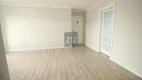 Foto 4 de Apartamento com 3 Quartos para alugar, 85m² em Água Verde, Curitiba