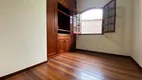 Foto 18 de Casa com 4 Quartos à venda, 249m² em Santa Mônica, Belo Horizonte