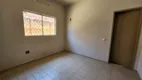 Foto 10 de Casa com 3 Quartos para alugar, 200m² em Jóquei, Teresina