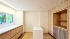 Foto 36 de Apartamento com 3 Quartos à venda, 211m² em Itaim Bibi, São Paulo