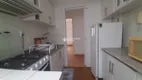 Foto 11 de Apartamento com 2 Quartos à venda, 56m² em Petrópolis, Porto Alegre