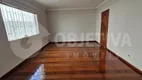 Foto 13 de Casa com 3 Quartos para alugar, 260m² em Fundinho, Uberlândia