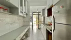 Foto 23 de Apartamento com 3 Quartos à venda, 98m² em Pitangueiras, Guarujá