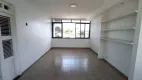 Foto 33 de Casa com 6 Quartos à venda, 328m² em Vila União, Fortaleza