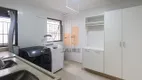 Foto 16 de Apartamento com 4 Quartos à venda, 210m² em Higienópolis, São Paulo