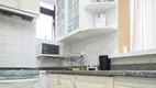 Foto 8 de Apartamento com 2 Quartos à venda, 75m² em Moema, São Paulo