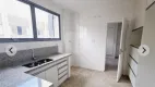 Foto 2 de Apartamento com 3 Quartos à venda, 230m² em Higienópolis, São Paulo