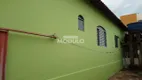 Foto 8 de Casa com 3 Quartos à venda, 200m² em Santa Mônica, Uberlândia