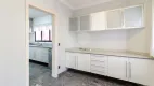 Foto 9 de Apartamento com 4 Quartos à venda, 180m² em Higienópolis, São Paulo