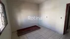 Foto 12 de Casa com 3 Quartos para alugar, 120m² em Fundinho, Uberlândia