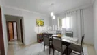 Foto 10 de Casa com 3 Quartos à venda, 150m² em Jardim Europa, Uberlândia