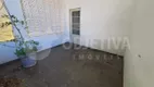 Foto 2 de Casa com 4 Quartos para alugar, 170m² em Centro, Uberlândia