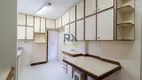 Foto 26 de Apartamento com 3 Quartos à venda, 180m² em Higienópolis, São Paulo