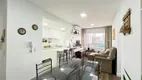 Foto 5 de Apartamento com 3 Quartos à venda, 67m² em Jardim Lindóia, Porto Alegre