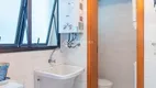 Foto 10 de Apartamento com 3 Quartos à venda, 90m² em Petrópolis, Porto Alegre