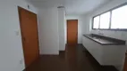 Foto 8 de Apartamento com 3 Quartos à venda, 160m² em Higienópolis, São Paulo